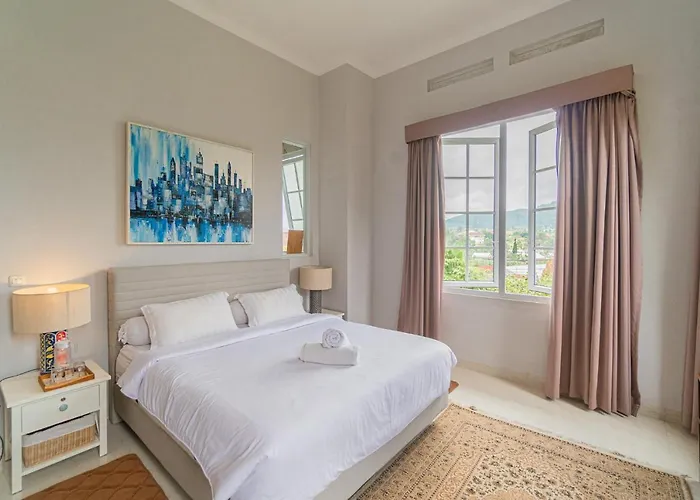 Four Monkeys House By Bukit Vista Villa *