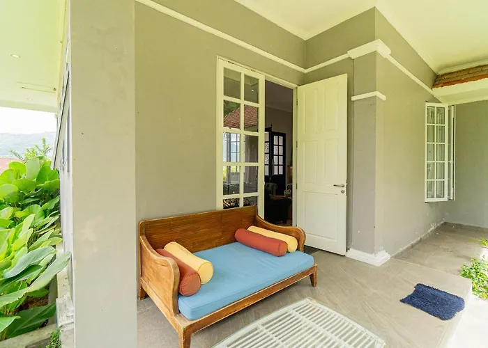 Four Monkeys House By Bukit Vista Villa