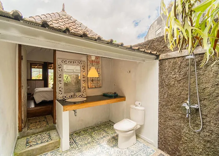 Four Monkeys House By Bukit Vista Bedugul (Bali)