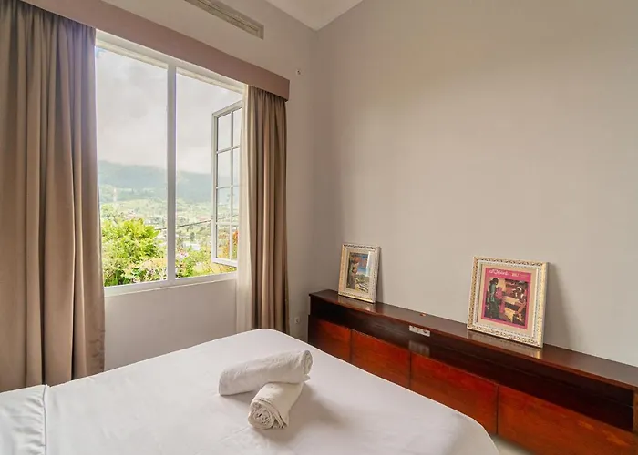Four Monkeys House By Bukit Vista * Bedugul (Bali)