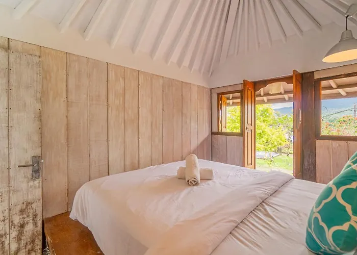 Villa Four Monkeys House By Bukit Vista